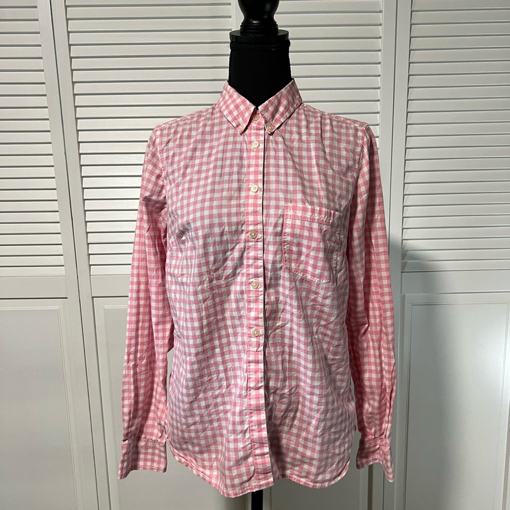 Gap pink gingham button down